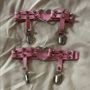 Pink Spiked Heart Garter Set